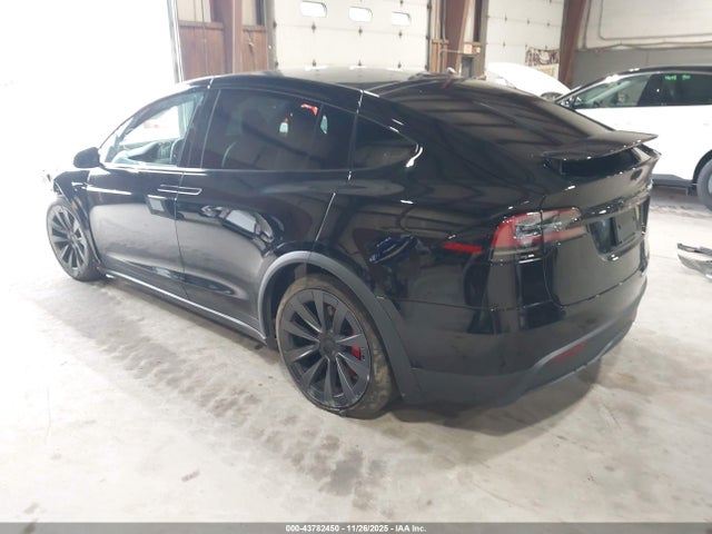 2024 TESLA MODEL X 7SAXCBE66RF460974 Photo 2