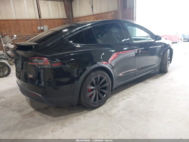 2024 TESLA MODEL X 7SAXCBE66RF460974 Photo 3