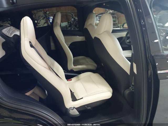2024 TESLA MODEL X 7SAXCBE66RF460974 Photo 7