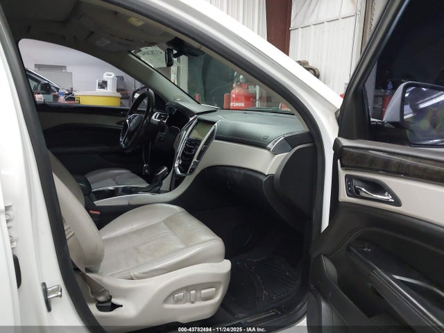 3GYFNBE36FS541799 Cadillac Srx Luxury Collection