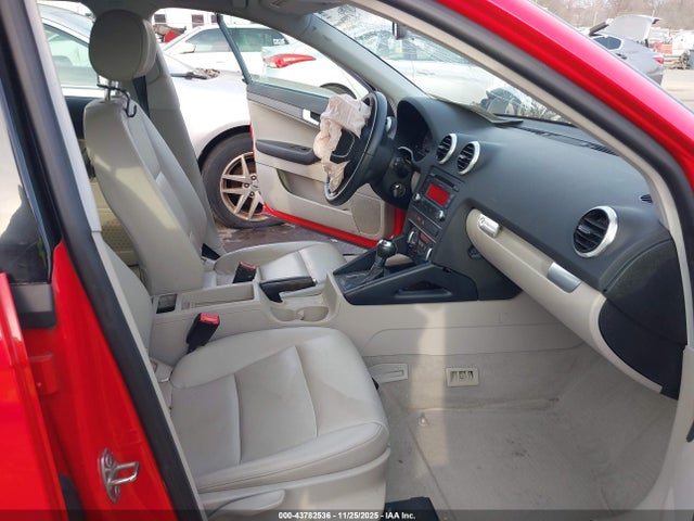 2013 AUDI A3 WAUBJAFMXDA025135 Photo 4