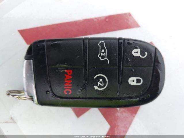 2018 JEEP GRAND CHEROKEE 1C4RJFLG0JC135642 Photo 10