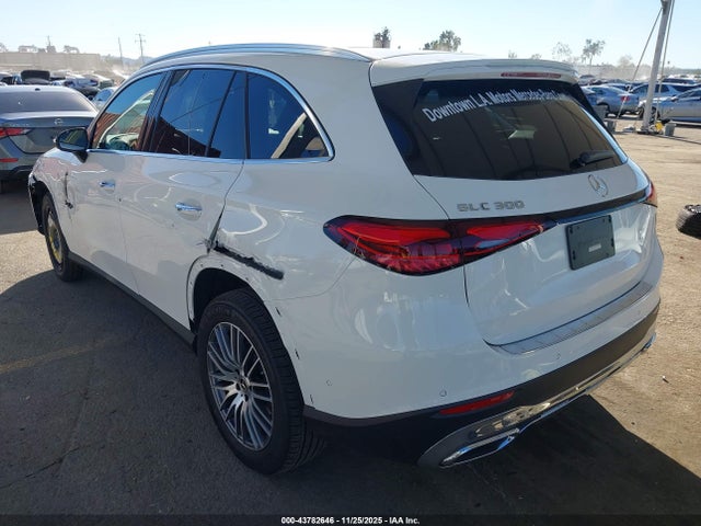 W1NKM4GB8SF381407 Mercedes-Benz Glc 300 Suv