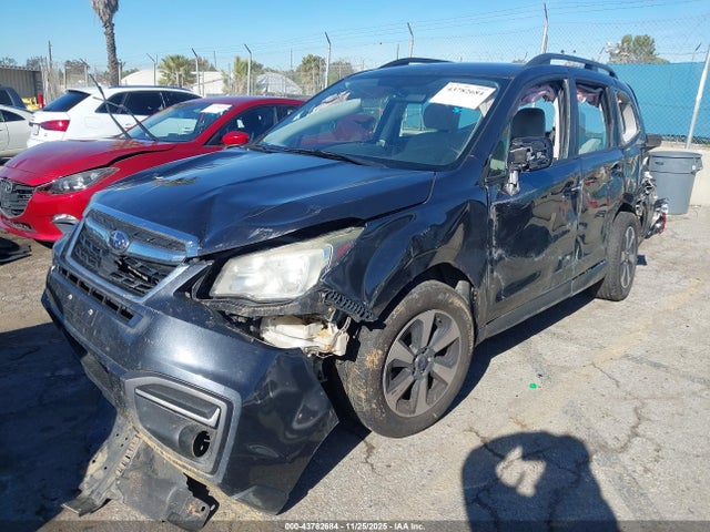JF2SJABC0JH472660 Subaru Forester 2.5i