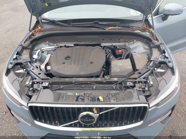 2023 VOLVO XC60 YV4L12RVXP1383693 Photo 9
