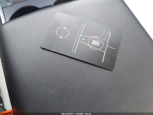 2023 TESLA MODEL Y 7SAYGDEE7PF625553 Photo 10