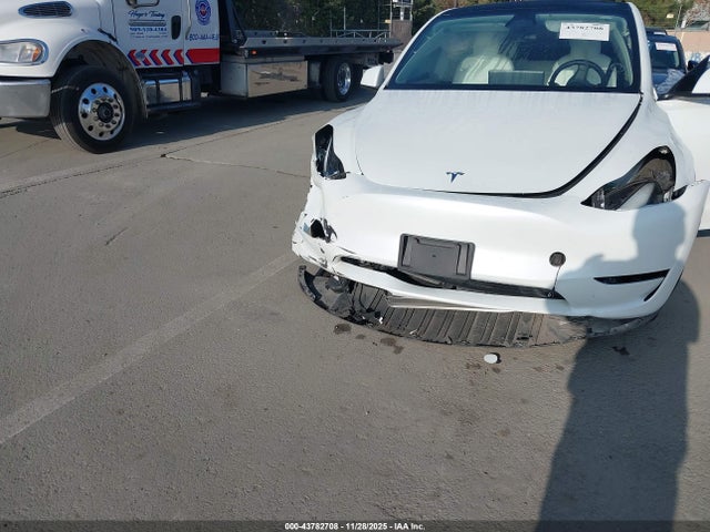 2023 TESLA MODEL Y 7SAYGDEE7PF625553 Photo 5