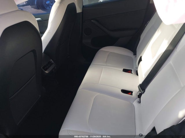 2023 TESLA MODEL Y 7SAYGDEE7PF625553 Photo 7