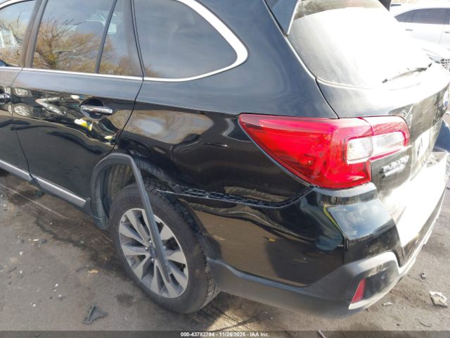 2018 SUBARU OUTBACK 4S4BSATC3J3237172 Photo 5