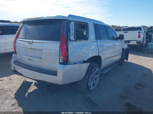 2016 CADILLAC ESCALADE 1GYS4BKJ0GR178635 Photo 3