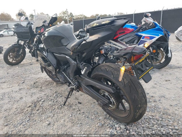 2024 YAMAHA YZFR7 JYARM38E6RA014825 Photo 2