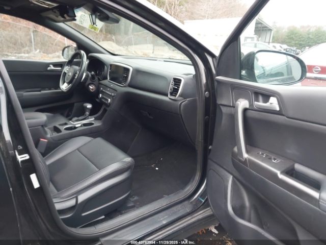 2022 KIA SPORTAGE KNDP6CAC2N7019011 Photo 4