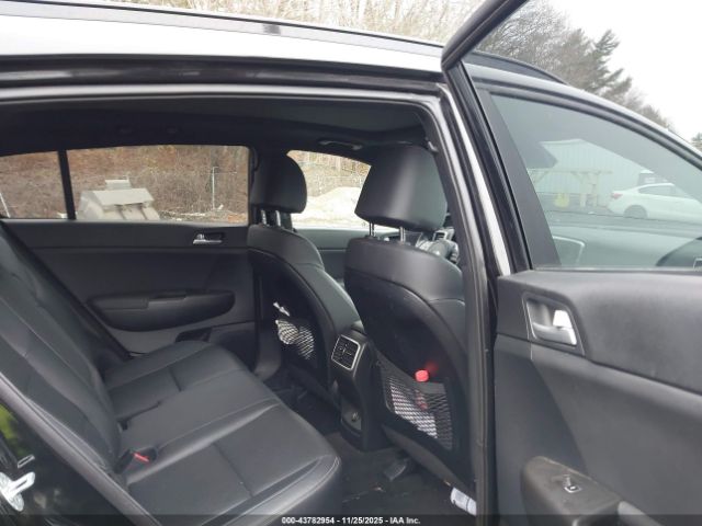 2022 KIA SPORTAGE KNDP6CAC2N7019011 Photo 7