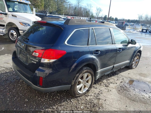 Продажа на аукционе авто 2013 Subaru Outback 2.5i Premium, vin: 4S4BRBGCXD3306486, номер лота: 43783119