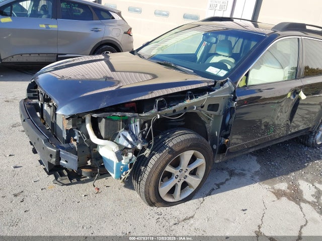 Продажа на аукционе авто 2013 Subaru Outback 2.5i Premium, vin: 4S4BRBGCXD3306486, номер лота: 43783119