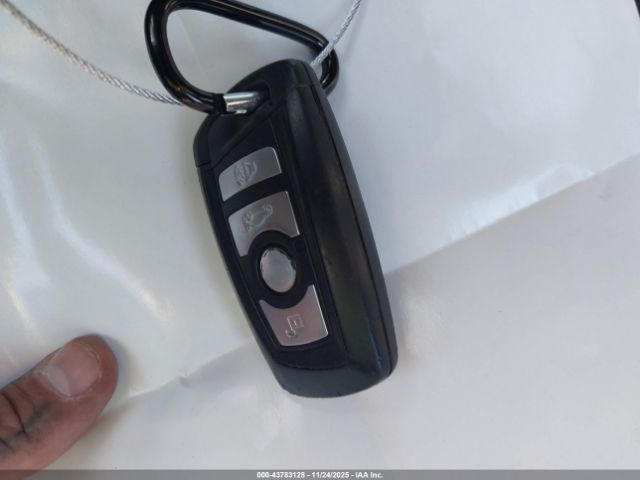 2012 BMW 528I WBAXH5C54CDW10795 Photo 10