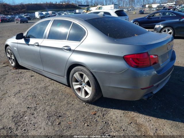 2012 BMW 528I WBAXH5C54CDW10795 Photo 2