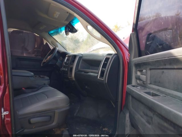 2018 RAM 1500 1C6RR6KG2JS296629 Photo 4