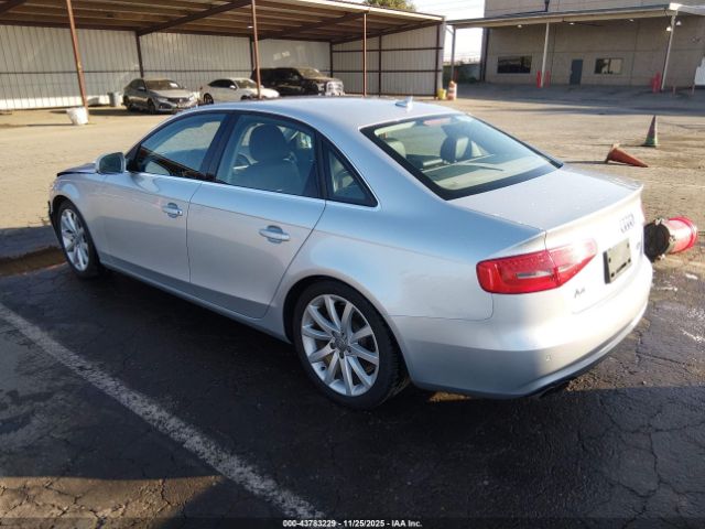 2013 AUDI A4 WAUFFAFL2DN023642 Photo 2