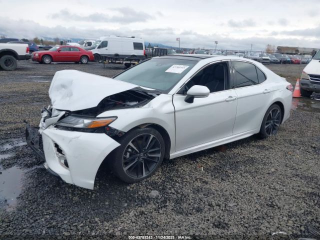 2018 TOYOTA CAMRY 4T1B61HKXJU147340 Photo 1