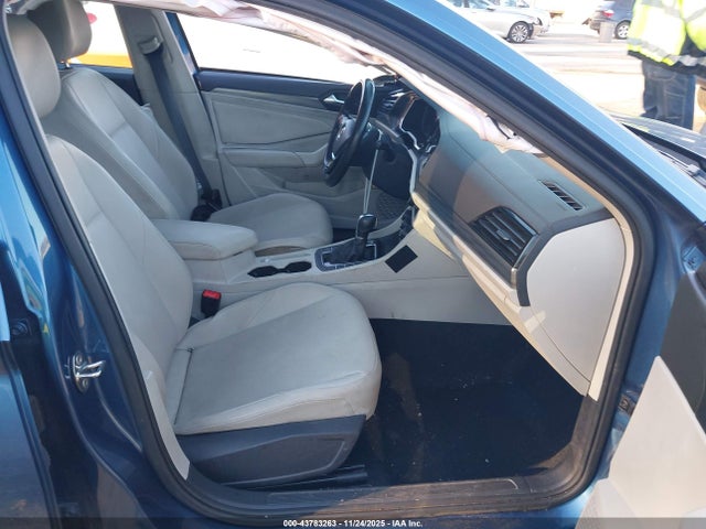 2019 Volkswagen Jetta 1.4t Sel მანქანა იყიდება აუქციონზე, vin: 3VWE57BU9KM072456, აუქციონის ნომერი: 43783263