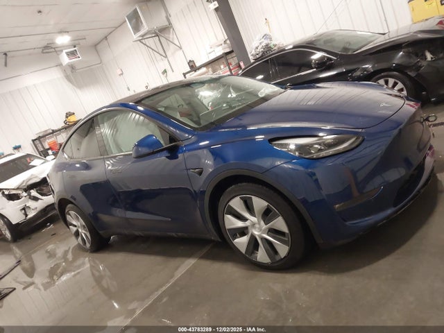 43783289 :رقم المزاد ، 7SAYGAEE1PF789508 vin ، 2023 Tesla Model Y Awd/long Range Dual Motor All-wheel Drive مزاد بيع
