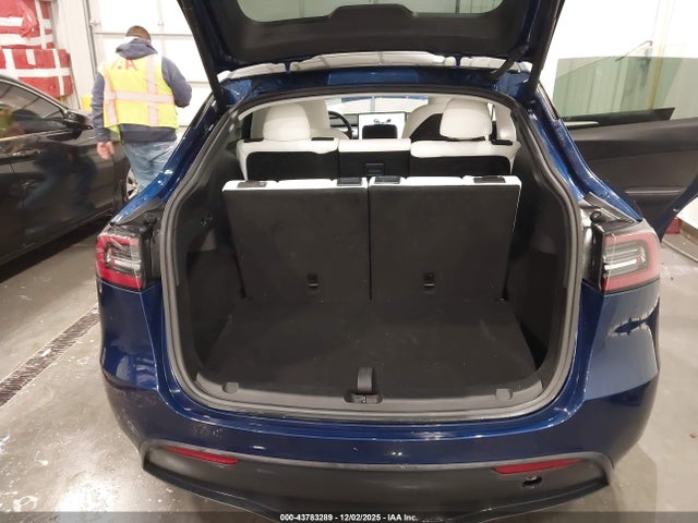 43783289 :رقم المزاد ، 7SAYGAEE1PF789508 vin ، 2023 Tesla Model Y Awd/long Range Dual Motor All-wheel Drive مزاد بيع
