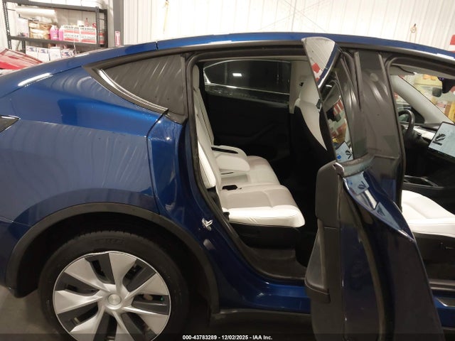 43783289 :رقم المزاد ، 7SAYGAEE1PF789508 vin ، 2023 Tesla Model Y Awd/long Range Dual Motor All-wheel Drive مزاد بيع