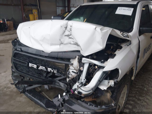 Продаж на аукціоні авто 2024 Ram 1500 Tradesman  4x2 6'4 Box, vin: 1C6SRECG5RN213926, номер лоту: 43783310