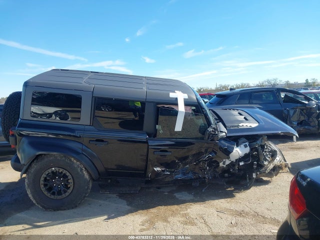1FMEE0RR8RLA38284 Ford Bronco