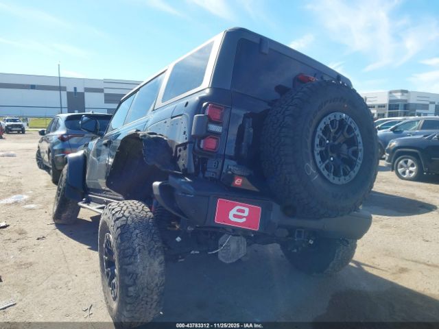 2024 FORD BRONCO 1FMEE0RR8RLA38284 Photo 2