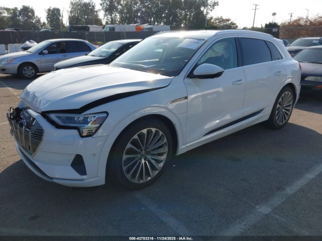 2019 AUDI E-TRON WA1VABGE3KB018994 Photo 1