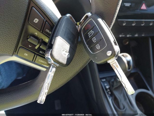 2017 HYUNDAI TUCSON KM8J33A42HU413021 Photo 10