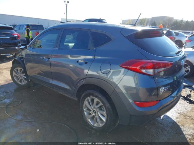 2017 HYUNDAI TUCSON KM8J33A42HU413021 Photo 2