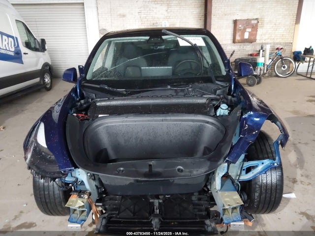 7SAYGDEF9PF709592 Tesla Model Y Performance Dual Motor All-wheel Drive