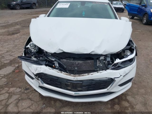 2017 CHEVROLET CRUZE 1G1BE5SMXH7253636 Photo 5