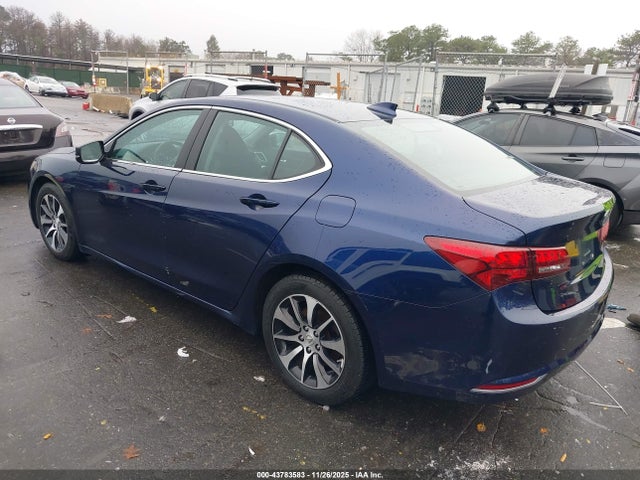2017 ACURA TLX 19UUB1F31HA001572 Photo 2