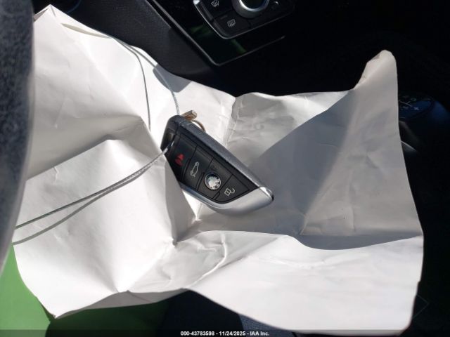 2018 BMW X1 WBXHT3C35J5K27998 Photo 10