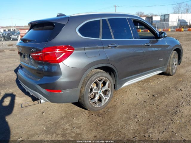 2018 BMW X1 WBXHT3C35J5K27998 Photo 3