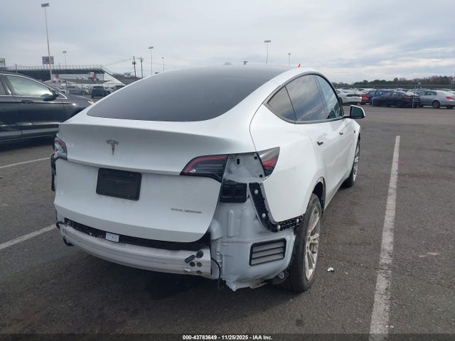 2022 TESLA MODEL Y 7SAYGDEE6NA013287 Photo 3