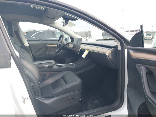 2022 TESLA MODEL Y 7SAYGDEE6NA013287 Photo 4