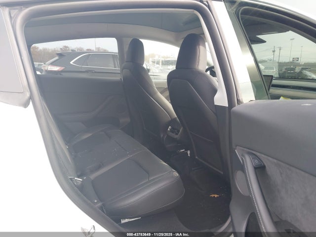 2022 TESLA MODEL Y 7SAYGDEE6NA013287 Photo 7