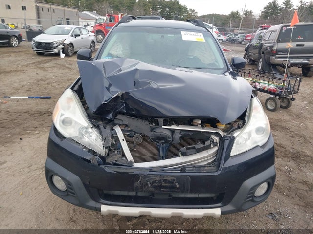 Subaru Outback 2.5i Limited 2014 4S4BRBLC2E3228213 Image 12