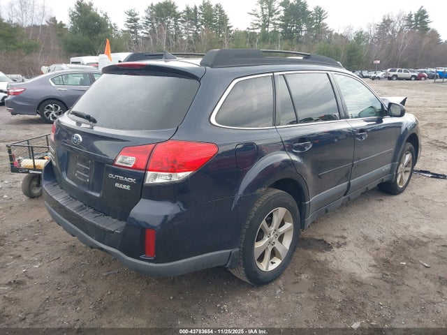 Subaru Outback 2.5i Limited 2014 4S4BRBLC2E3228213 Image 4