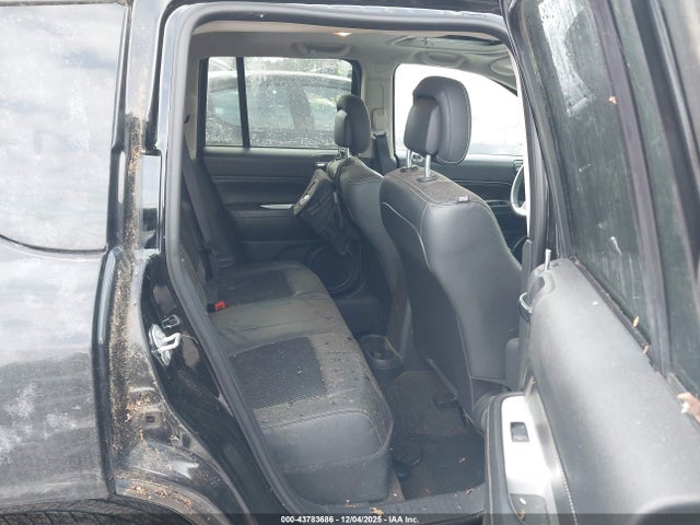 Jeep Compass Latitude 2016 1C4NJDEB7GD726090 Image 8