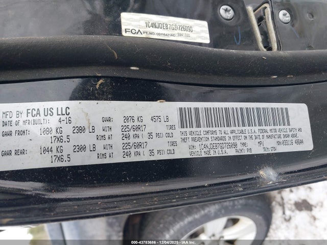 Jeep Compass Latitude 2016 1C4NJDEB7GD726090 Image 9