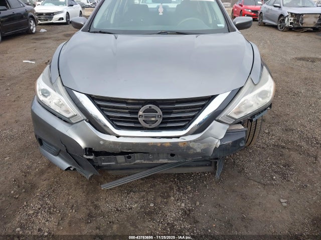 Продажа на аукционе авто 2017 Nissan Altima 2.5 S, vin: 1N4AL3AP4HC227281, номер лота: 43783695