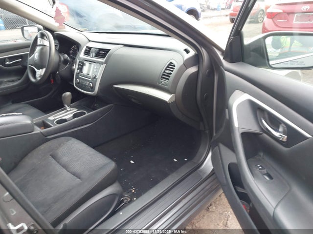 Продажа на аукционе авто 2017 Nissan Altima 2.5 S, vin: 1N4AL3AP4HC227281, номер лота: 43783695