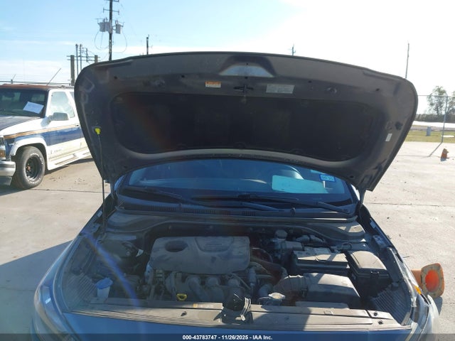 3KPC24A30JE030017 Hyundai Accent Sel