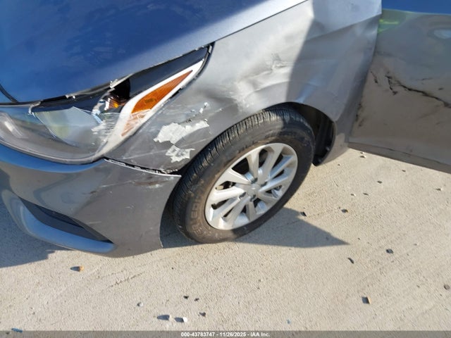 3KPC24A30JE030017 Hyundai Accent Sel